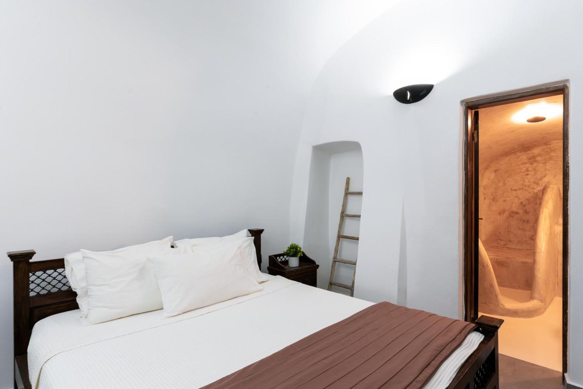 Enalion Suites Ia Exterior foto