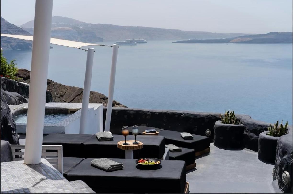 Enalion Suites Ia Exterior foto